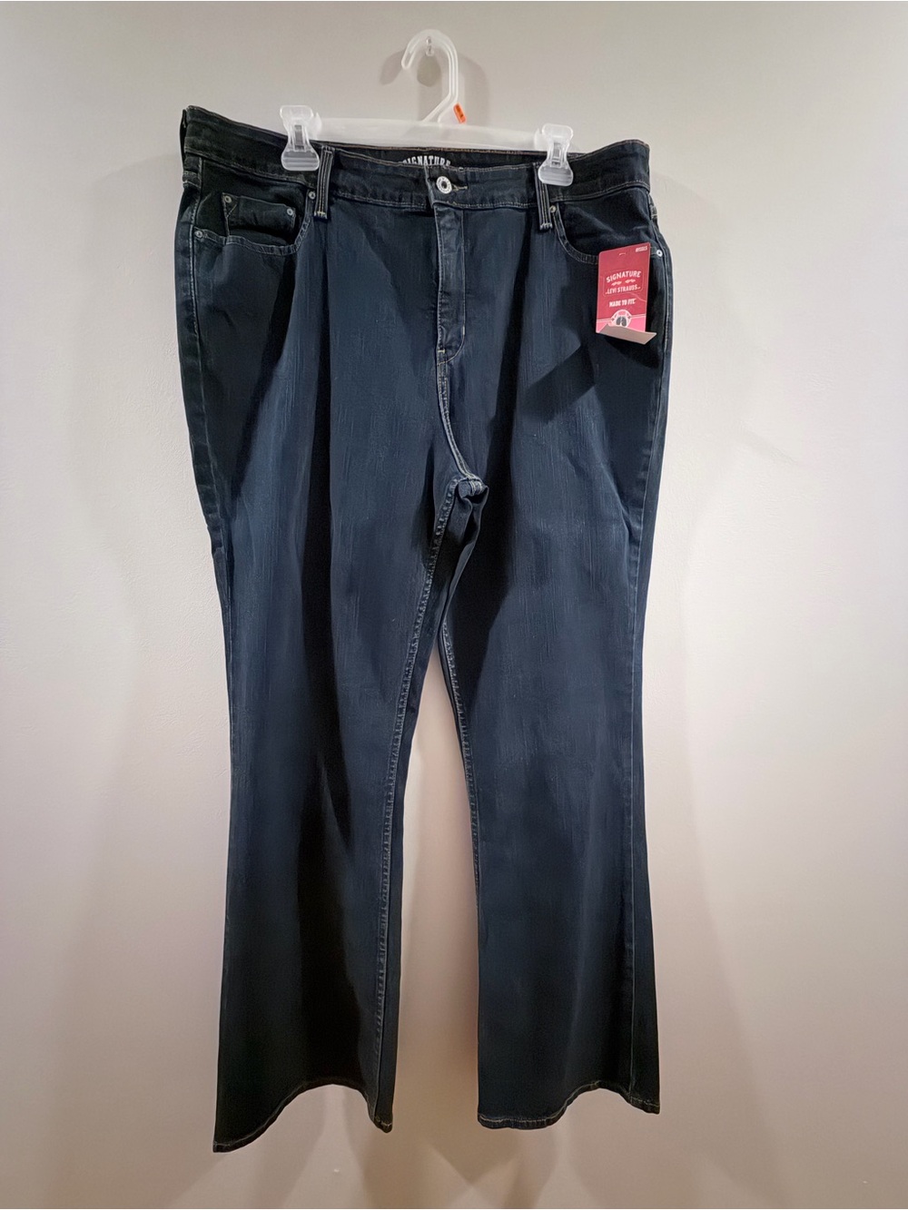 Signature by Levi Strauss Women's Boot Cut Jeans — Dark Blue